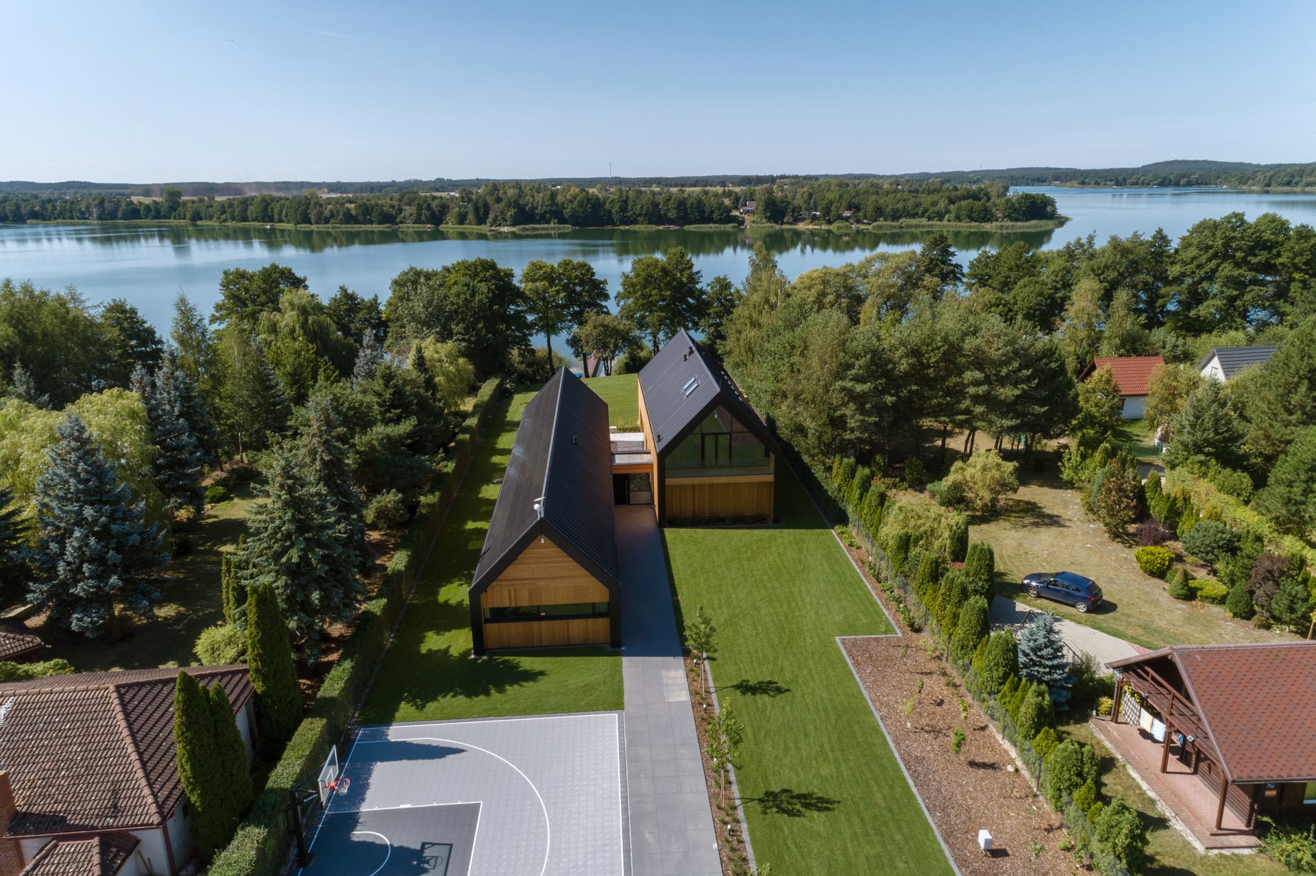 Zdjęcie 35 - projekt domu nad jeziorem na wąskiej działce